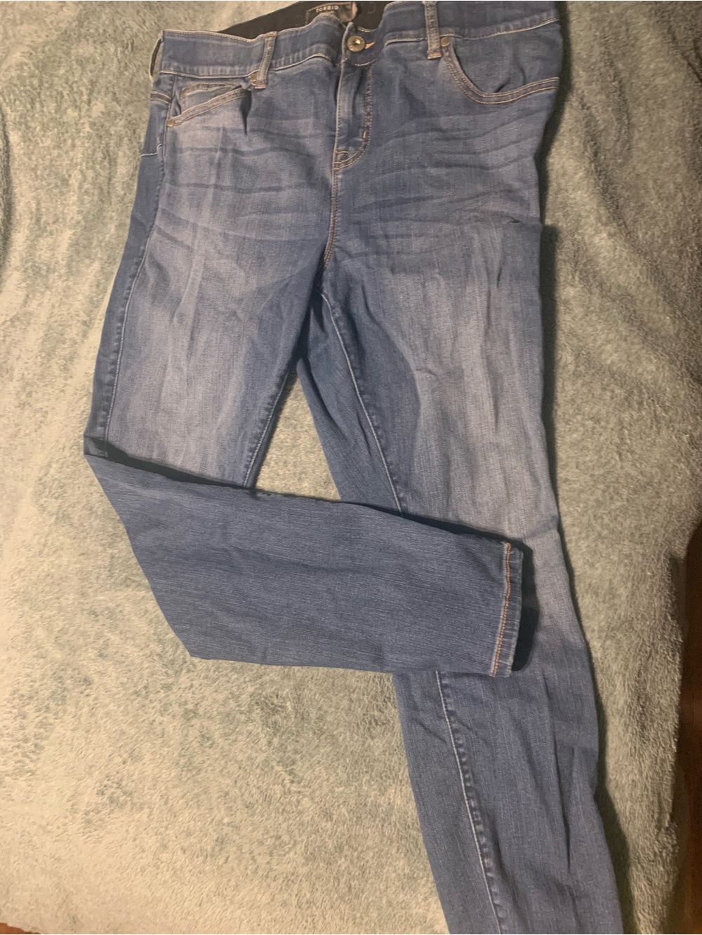 torrid Women's Faded Blue Skinny Jeans